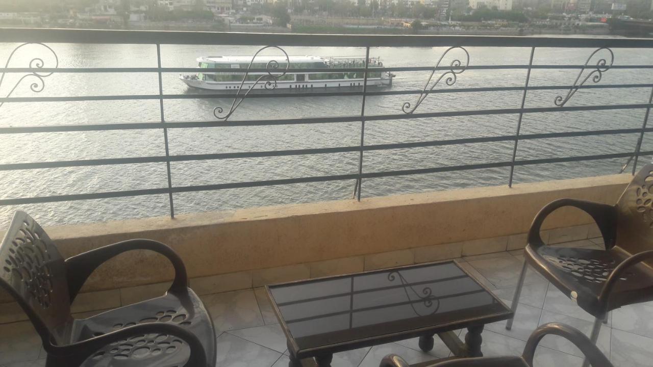 Luxury Apartment On The Nile Kairo Bagian luar foto