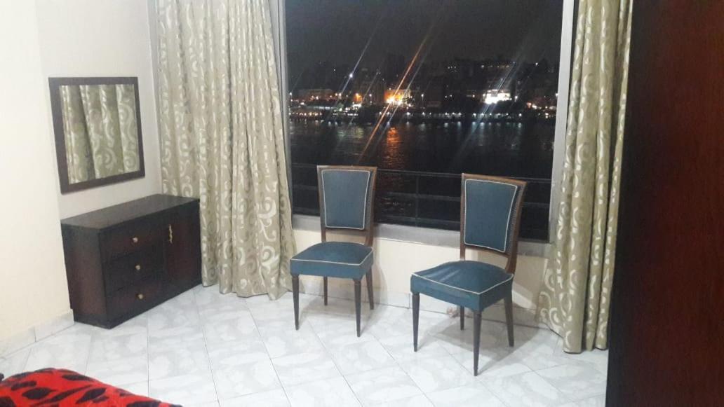 Luxury Apartment On The Nile Kairo Bagian luar foto